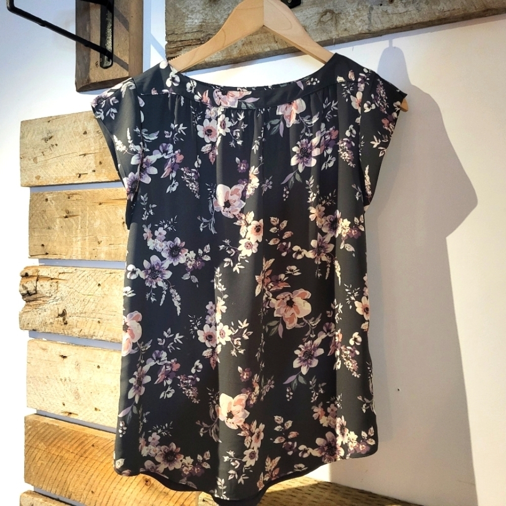 Reitman's Floral Print Blouse